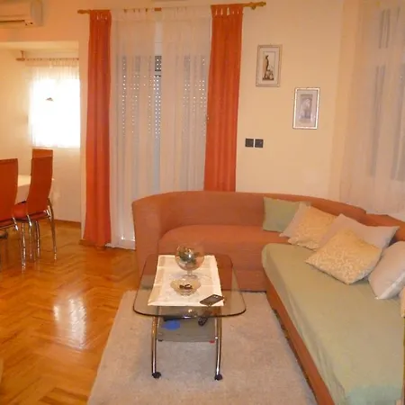 Radic Apartment *